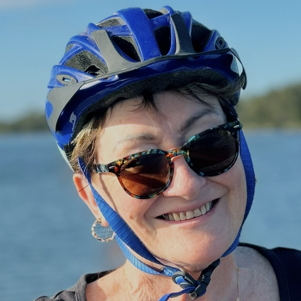 Toni Clarke